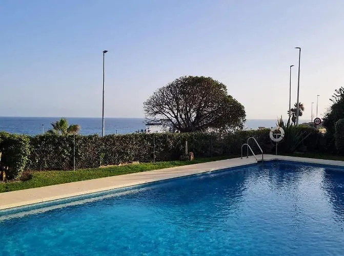 Camarate Golf 5011 * 에스테포나