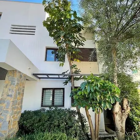 Camarate Golf 5011 Appartement